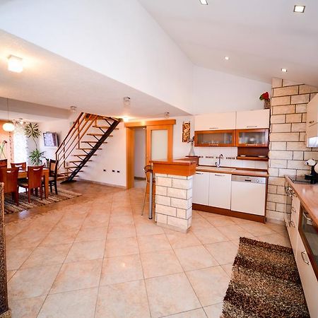 Apartman Ksenija Ζαντάρ Εξωτερικό φωτογραφία